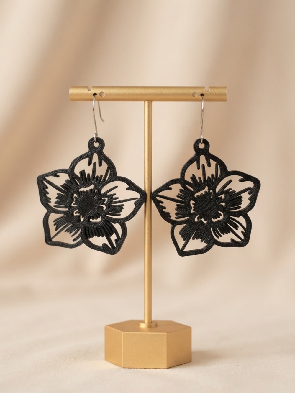 Black Floral Cutout Drop Earrings - Women Accessories